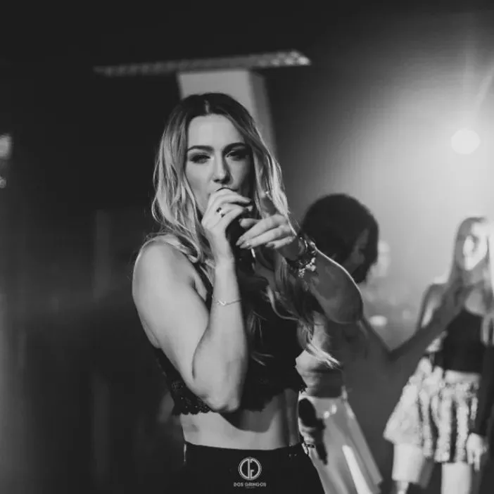 Niezwykła metamorfoza Justyny Lubas z zespołu Top Girls! Fani disco polo jej nie poznali?! 